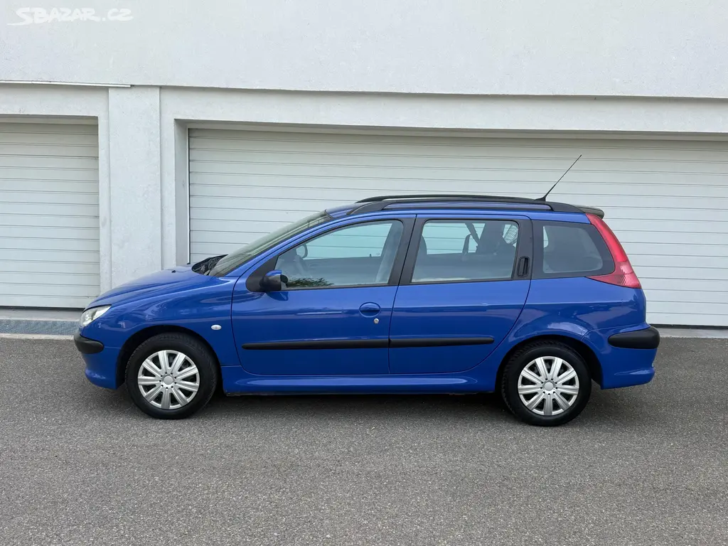 Peugeot 206, SW, 1.4i 65kw Nová STK 92t.km! - fotka 2