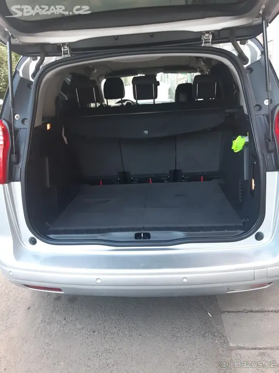 Peugeot 5008 1,6 - fotka 5