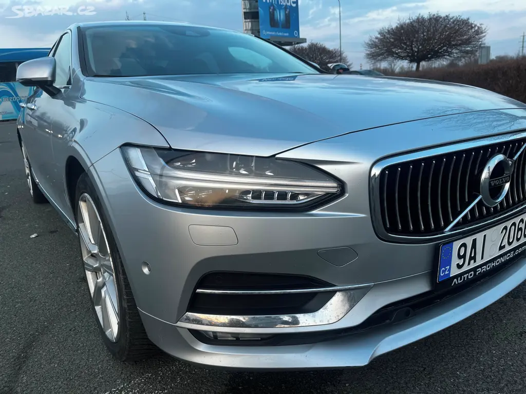 Volvo S90 D4