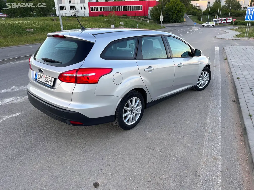 Ford Focus combi 1.6 77kW 2017 - fotka 5