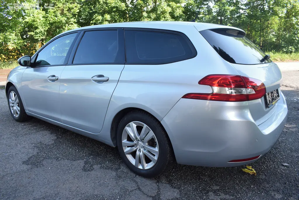 Peugeot 308 1,6 HDi AUTOMAT - fotka 4