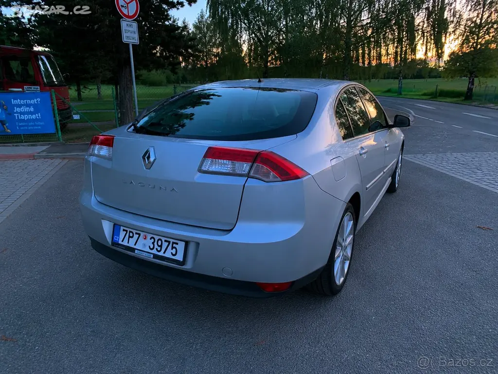 Renault Laguna 2.0DCi Manuál, Digiklima - fotka 3