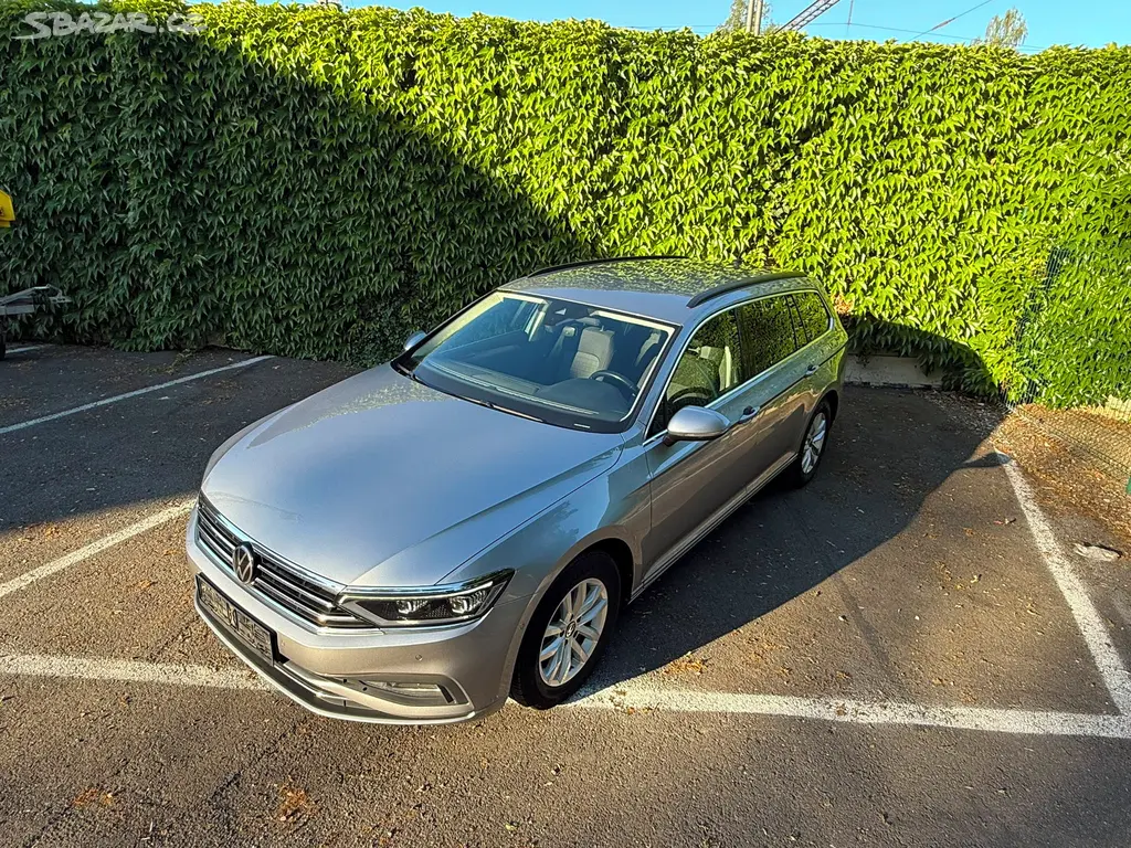 VW PASSAT B8 2.0Tdi 110kw/DSG/Matrix/El.Víko/2022 - fotka 2