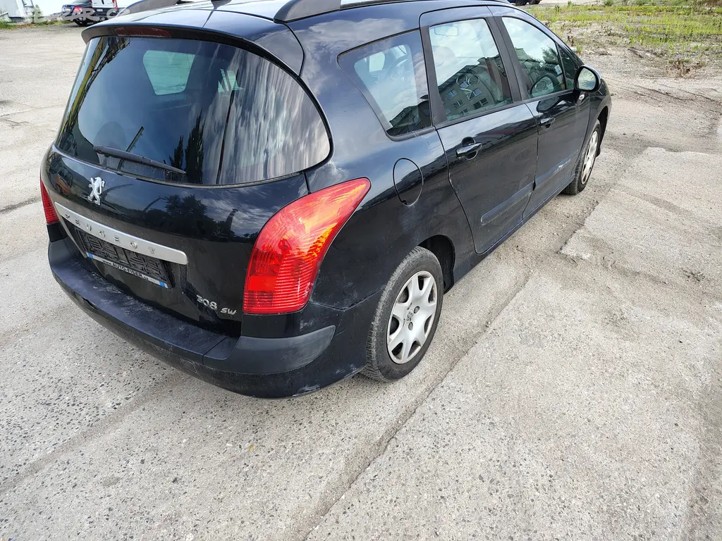 Peugeot 308 SW 1.6hdi 80kw - fotka 4