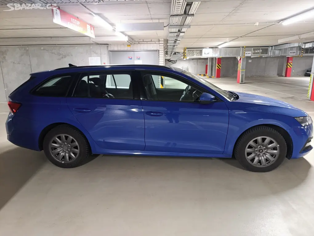 Škoda Octavia IV combi - fotka 4