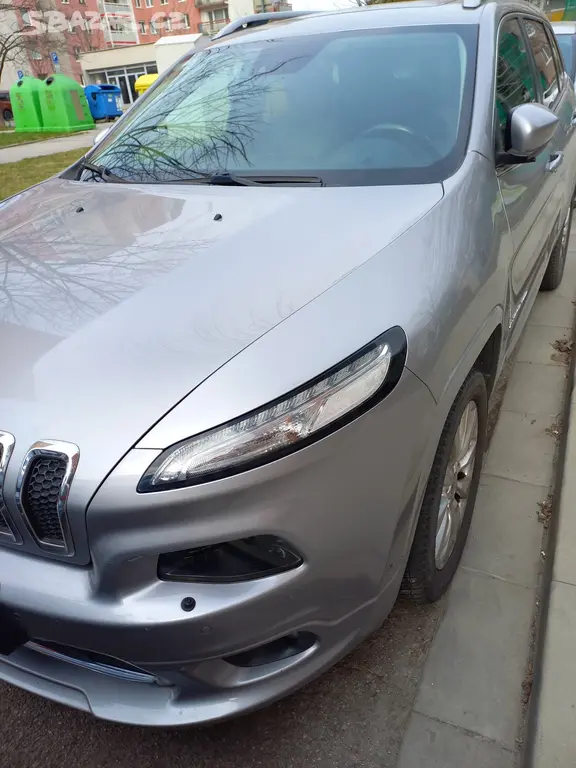 Jeep cherokee - fotka 2