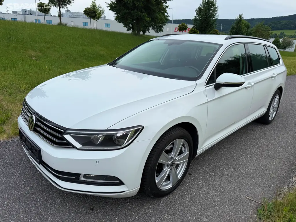 VOLKSWAGEN PASSAT 2.0 TDI VARIANT/ZÁRUKA/TOP STAV
