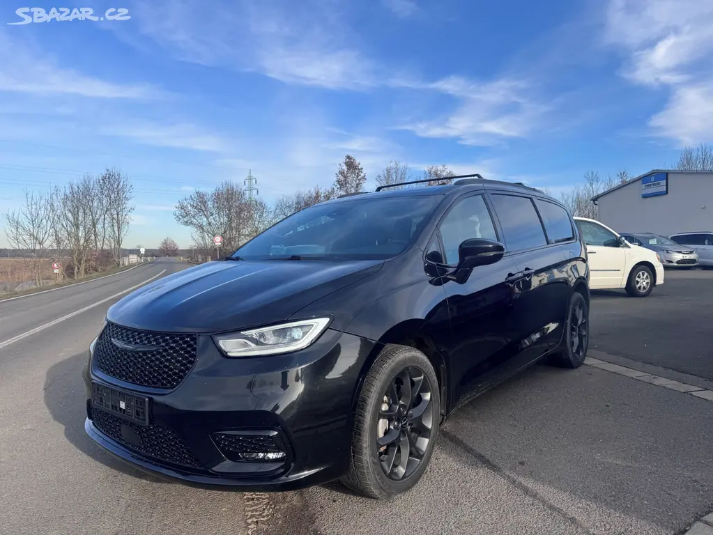 Chrysler Pacifica 3,6 4x4 AWD DVD RADAR Stype 2021 - fotka 2