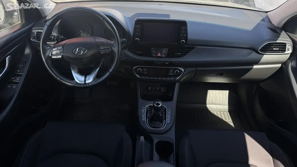 Hyundai i30, 1.6 CRDI 85KW AUT. MOTOR K.O - fotka 6