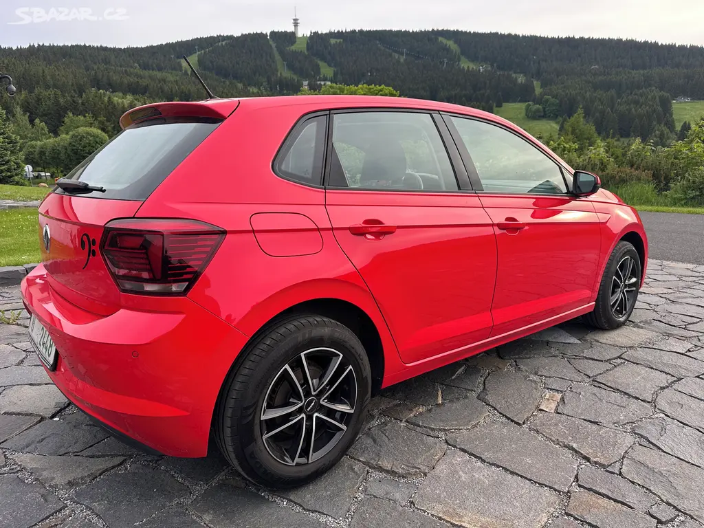 Vw polo 2018, 1.0tsi,70kw, Naj.124tkm, klima,blue - fotka 4