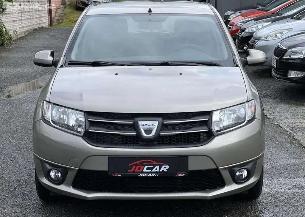 Dacia Sandero 1.2i 16v KLIMA KOUPENO V ČR manuální - fotka 2