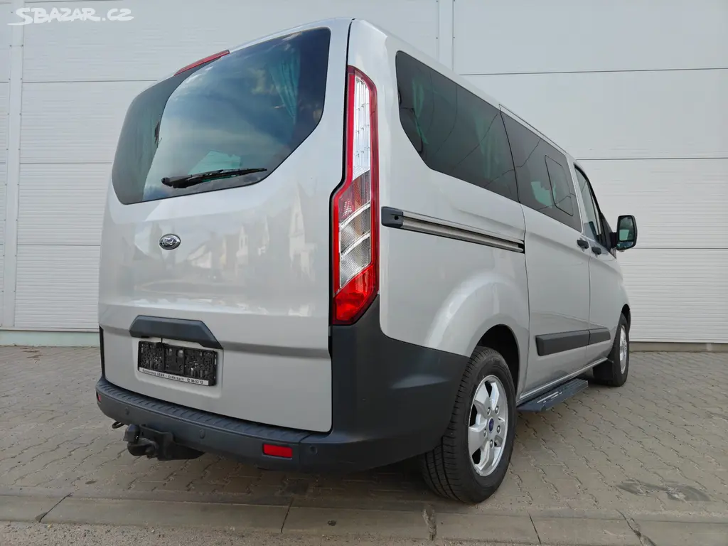 Ford Tourneo Custom 2.2 TDCI 114kW Westfalia - fotka 4