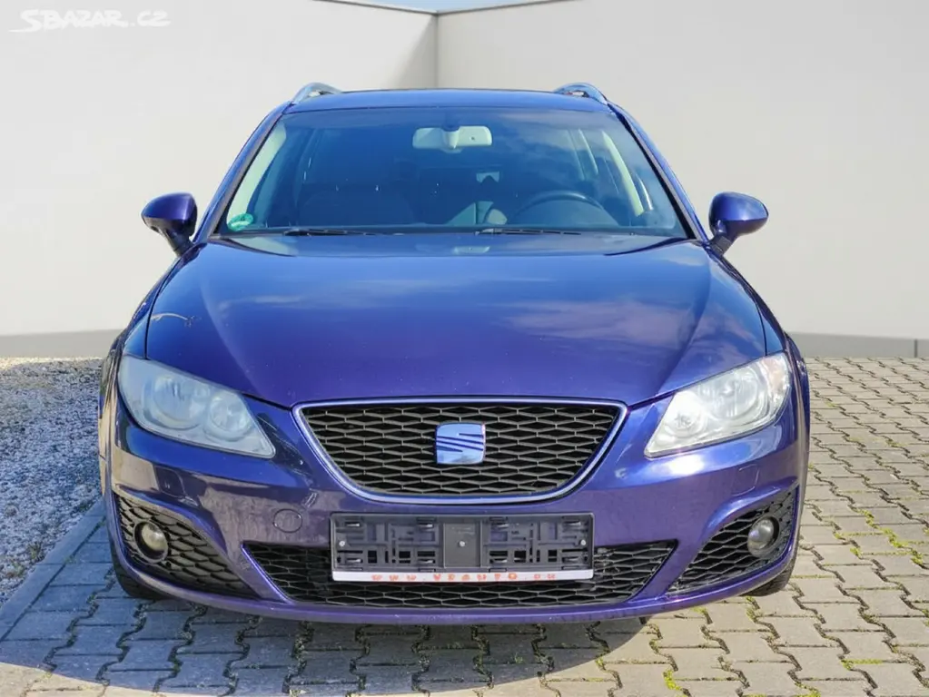 SEAT EXEO 2.0 TDi STYLE,AUT.KLIMA,PDC,ESP,CD,BC - fotka 2