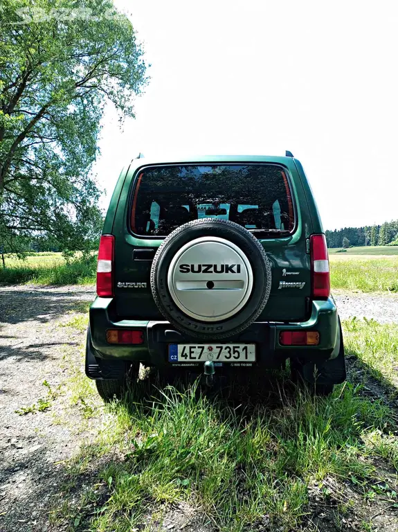 Suzuki Jimny 1.3i rok 2010 - fotka 2