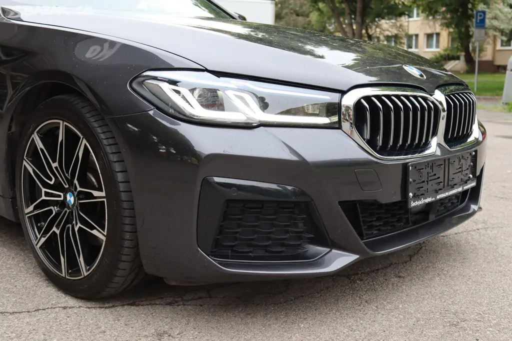 BMW Řada 5, 540D XDRIVE G30 M-PAKET 250kW - fotka 6