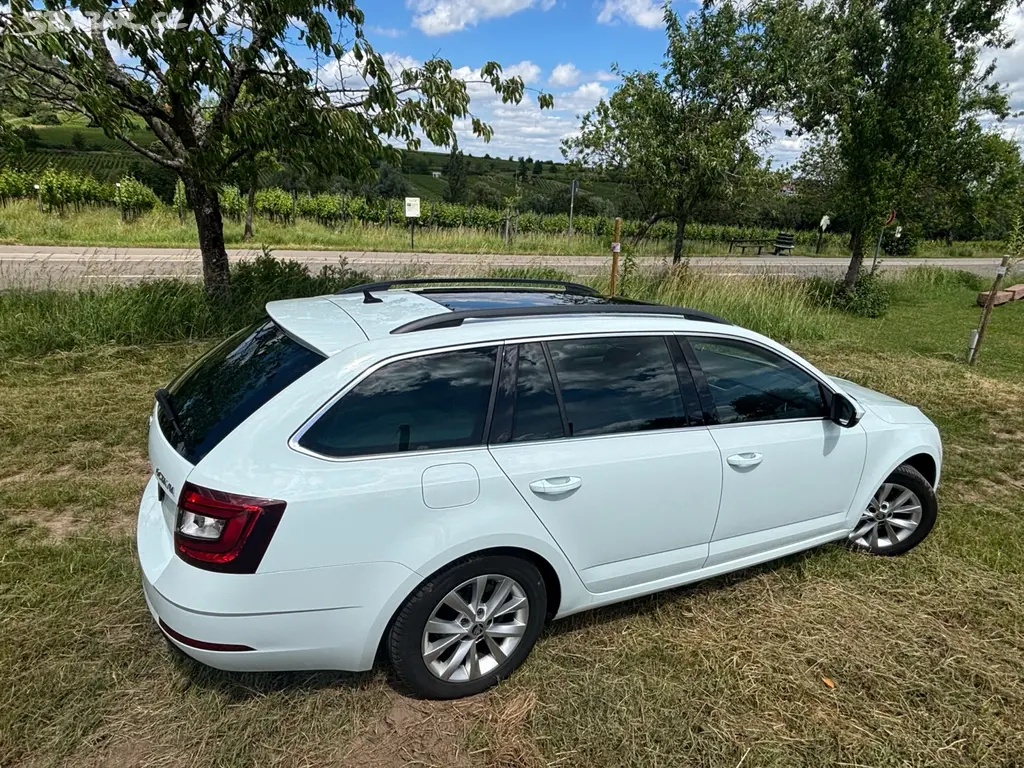 Škoda Octavia 2.0 TDI 150 PS Elegance | Panorama - fotka 6