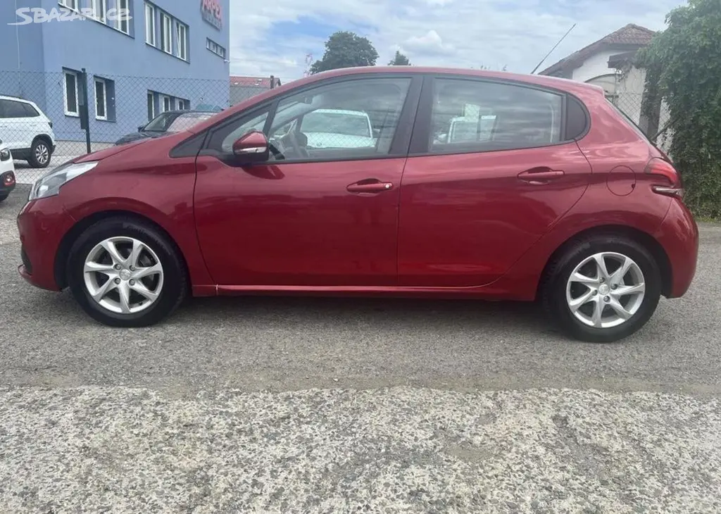Peugeot 208 1.2i KAMERA KLIMA PŮVOD ČR manuální - fotka 4