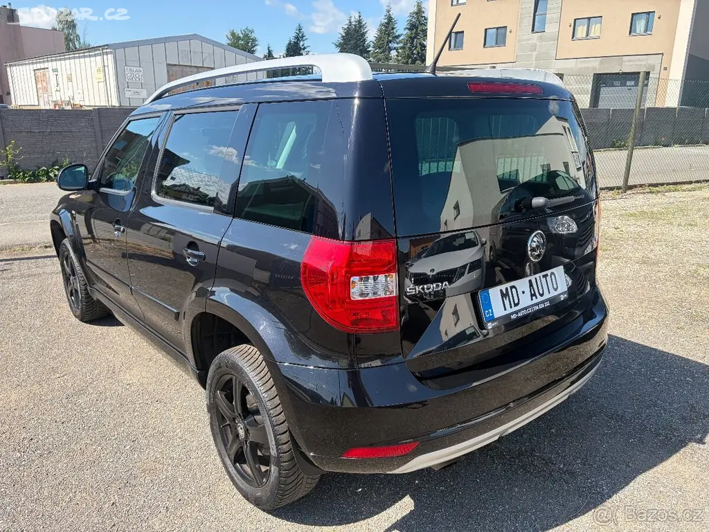 ŠKODA YETI 1.2 TSI 81KW 6ST JOY XENON ALU VÝHŘEVY - fotka 2
