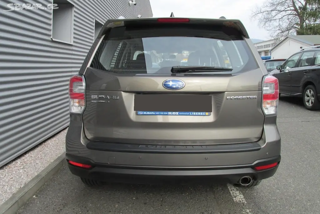 Subaru Forester, 2,0i Automat ČR - fotka 6