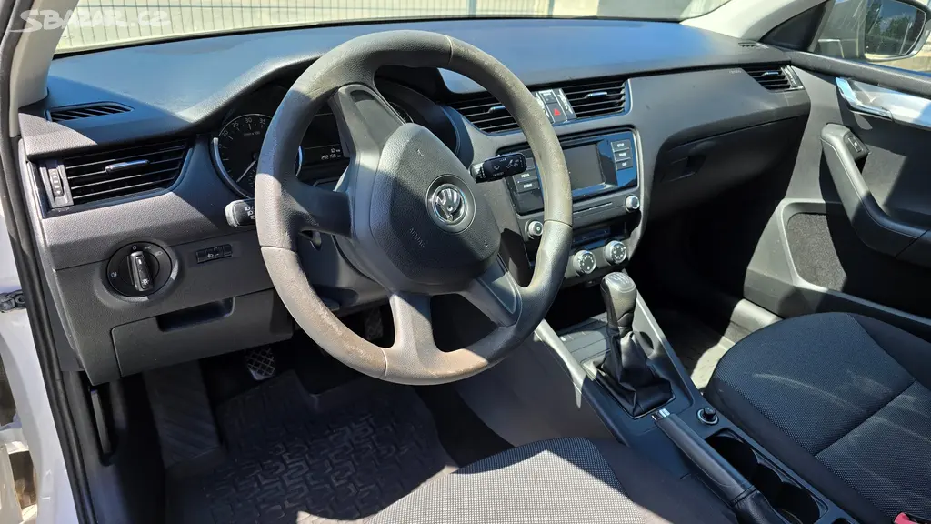 Škoda Octavia - fotka 4