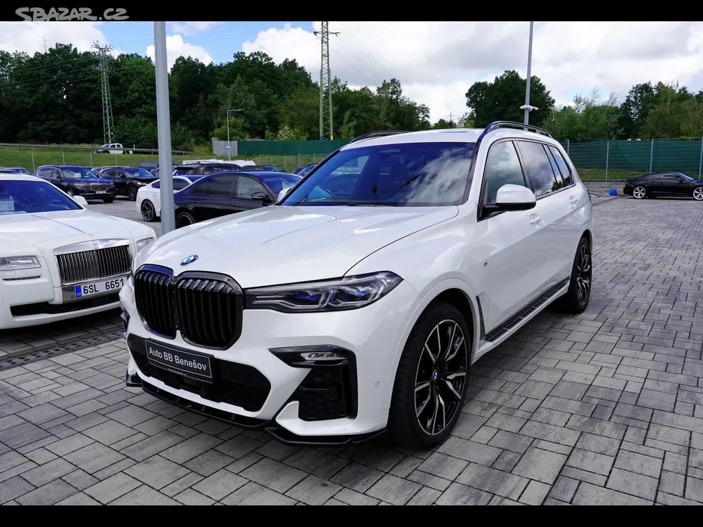 BMW X7, 40d xDrive/Mpaket/AT9/22"/340P - fotka 2
