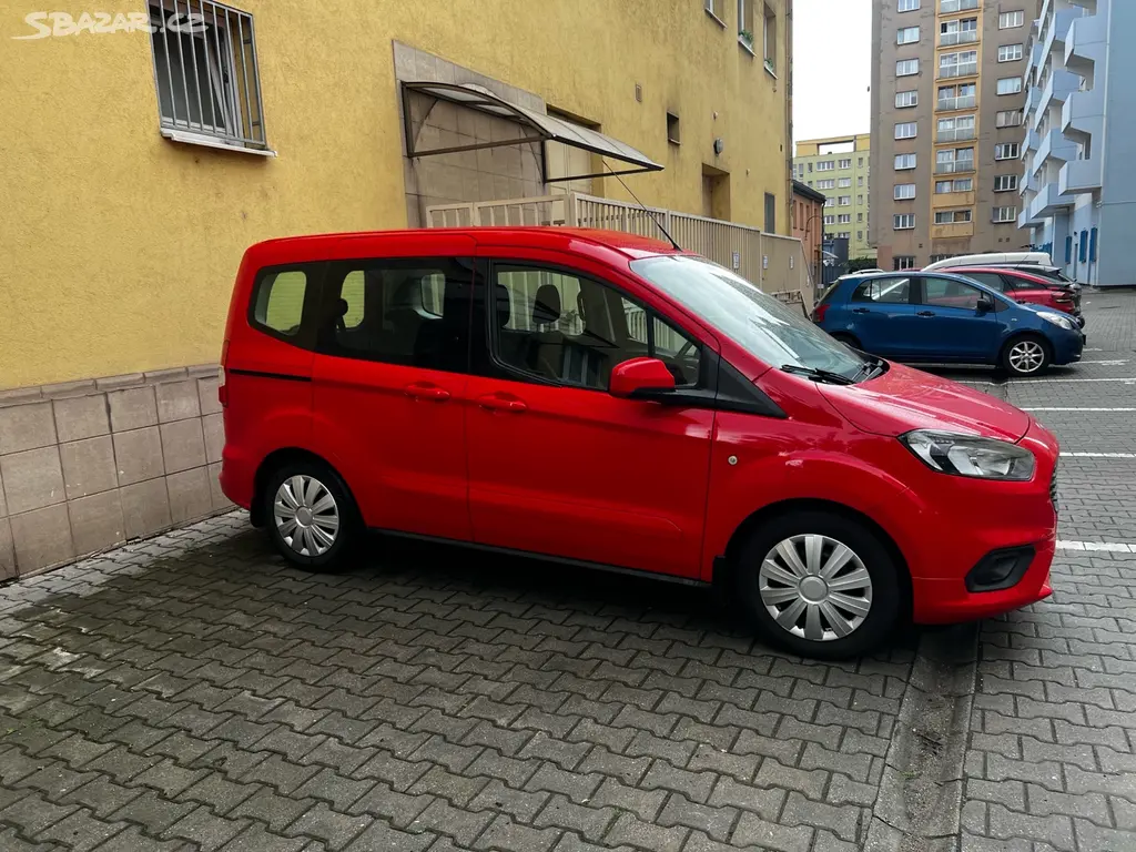 Ford Tourneo Courier 1.0 model 2019 naj. 72000 Km - fotka 6