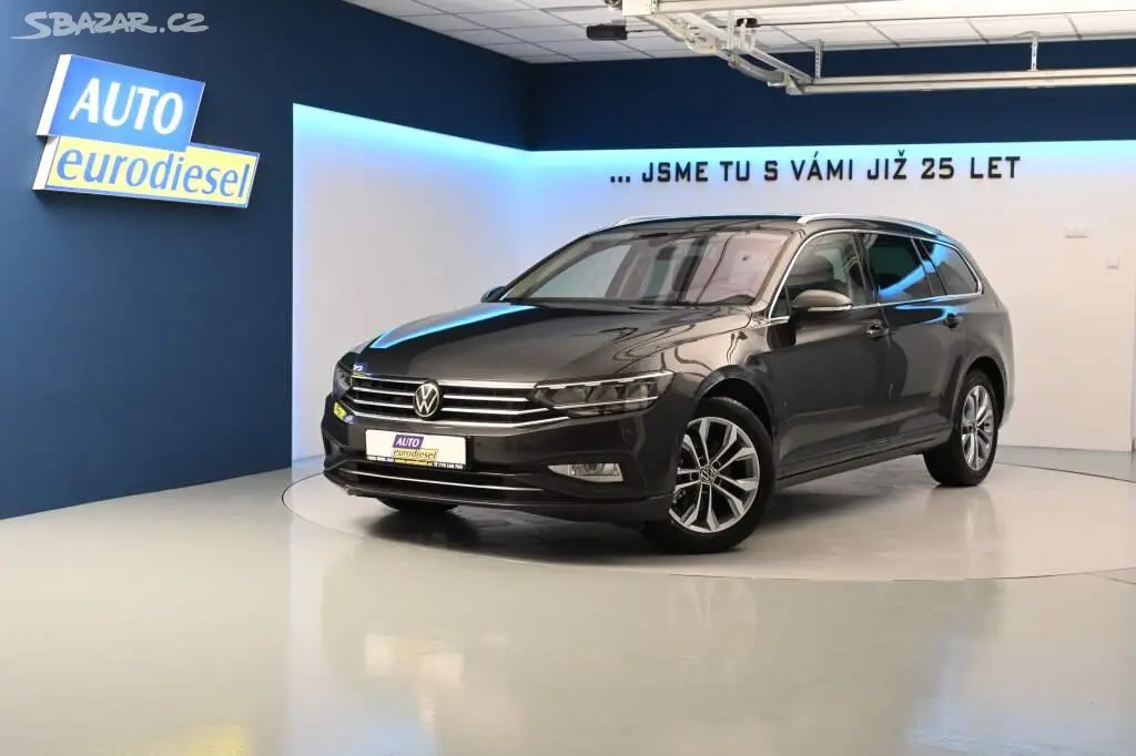 Volkswagen Passat, 2.0 LED ACC VIRTUAL Tažné kame - fotka 2