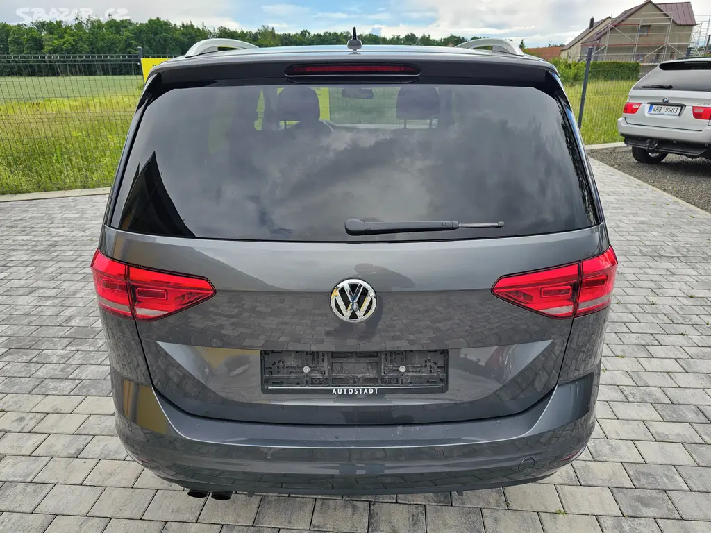 Volkswagen Touran, 1.4 TSI 110kw, Servis VW,1.maj - fotka 6
