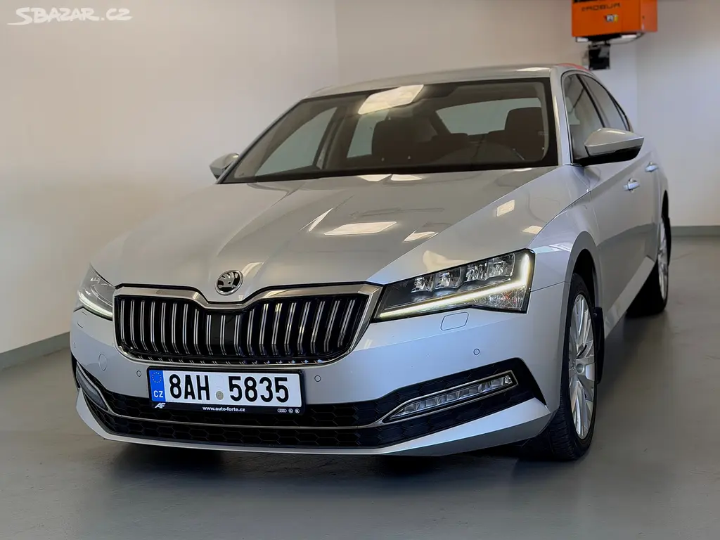 Škoda Superb, STYLE 2,0 TDI 110kW Tažné - fotka 2