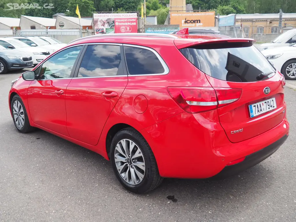 2018 Kia Ceed 1.6 CRDi, 100 kW, 1. Maj ČR - fotka 2