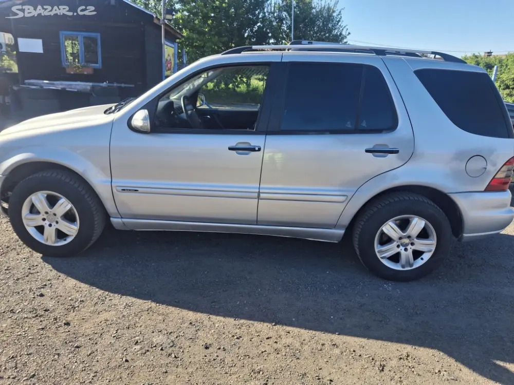Mercedes Benz ML 270 CDi - fotka 4