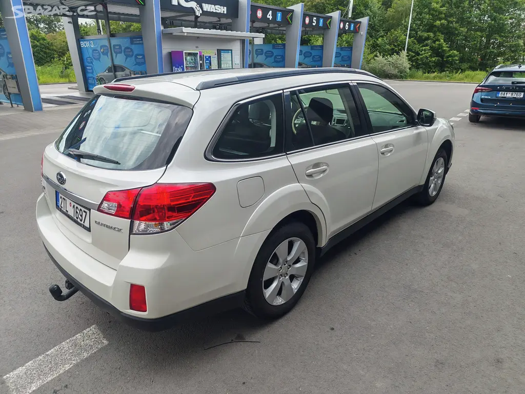 Subaru Outback 2.5 i - fotka 5