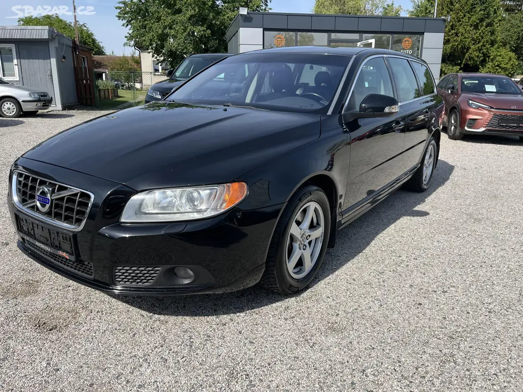 Volvo V70, 2.4D5 151KW Bohatá výbava - fotka 3