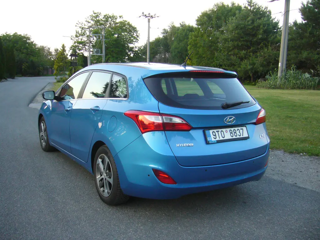 Hyundai I30, 1.6 GDi,99KW,kombi - fotka 3