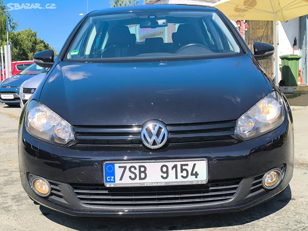Volkswagen Golf, 1.6 TDi Match,AAC,PDC,1majitel - fotka 2