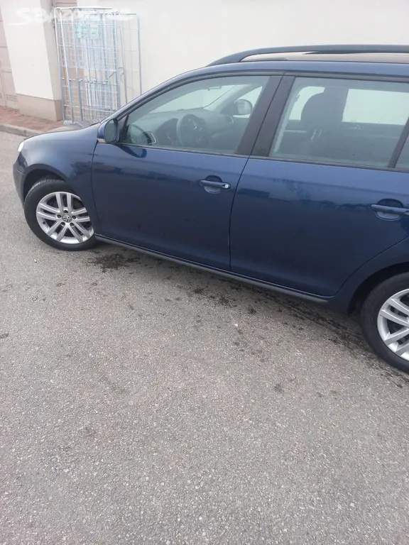 Volkswagen Golf 6 Variant 1.6 TDI 77 KW - fotka 6