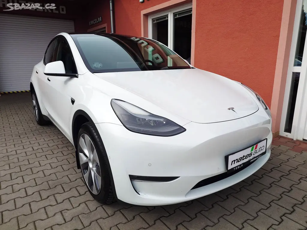 Tesla Model Y - fotka 5