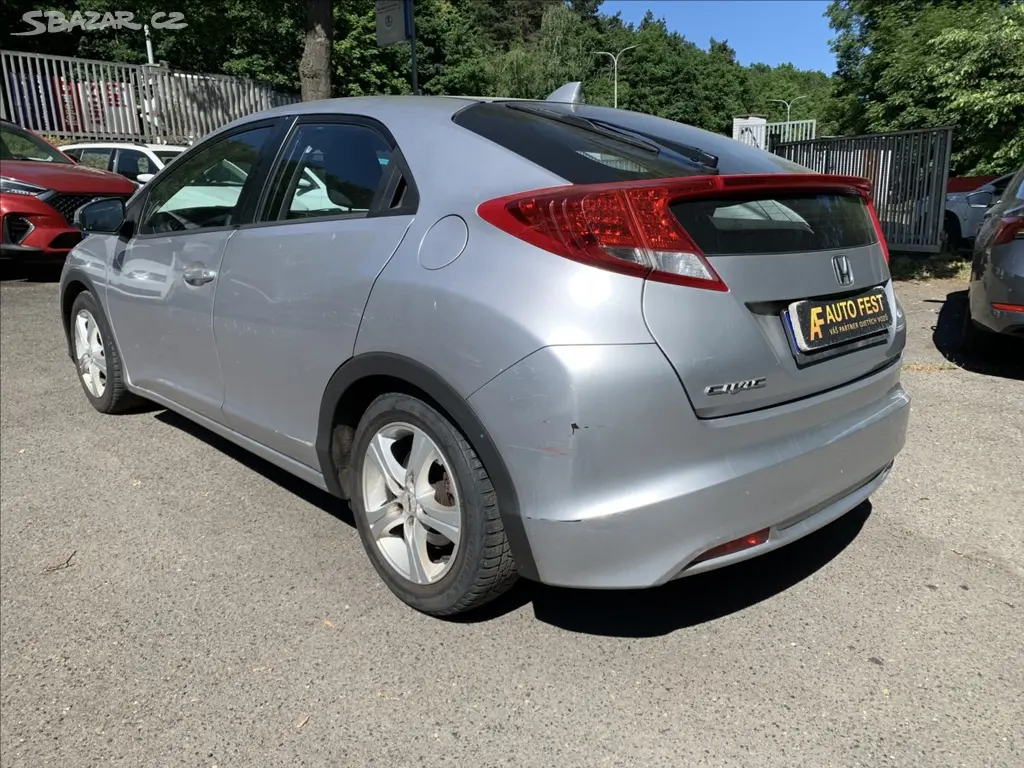 HONDA CIVIC - fotka 6