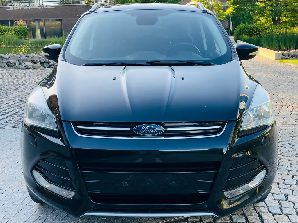Ford Kuga, 2.0TDCi 4x4 MAN TAŽNÉ SENZORY - fotka 6