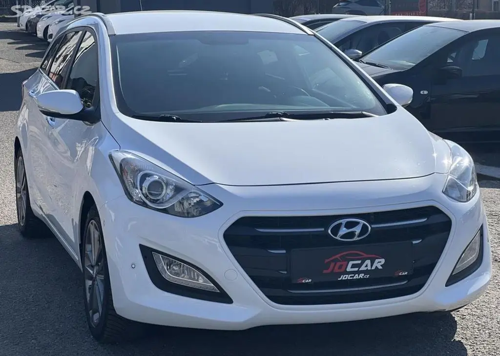 Hyundai i30 1.6CRDi TEMPOMAT ALU PŮVOD ČR manuální - fotka 3