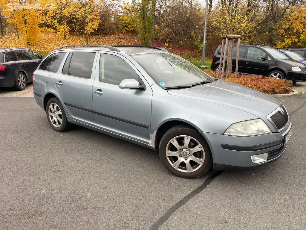 Škoda Octavia II - fotka 4