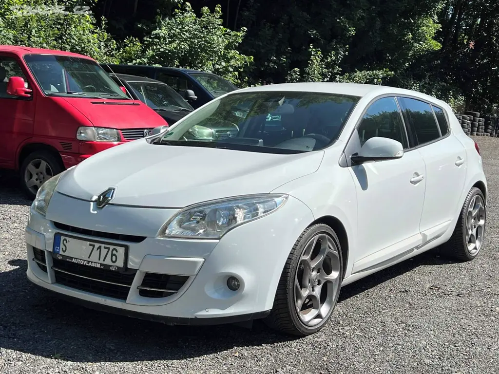 Renault Megane 2.0 Dci 118 kw LUXE 210tkm serviska