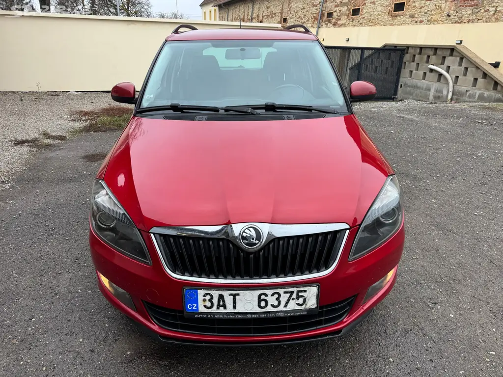 Škoda Fabia II kombi 2013 1.2 TSI 63KW CZ DPH - fotka 2
