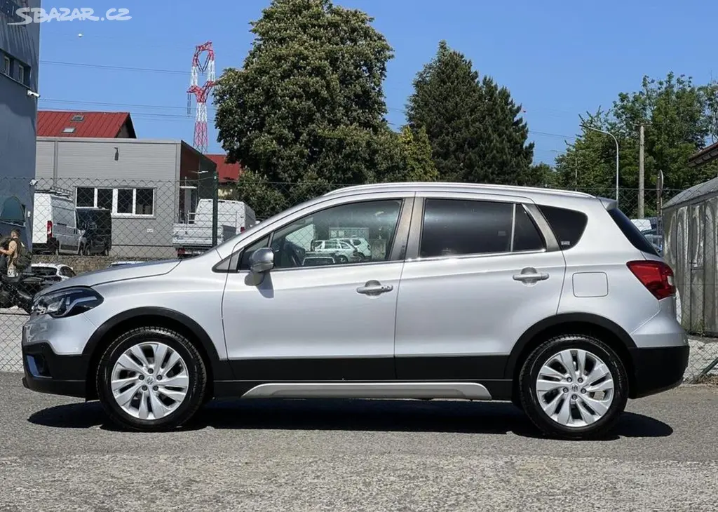 Suzuki SX4 S-Cross 1.4BJet 4x4 KLIMA KAMERA - fotka 4
