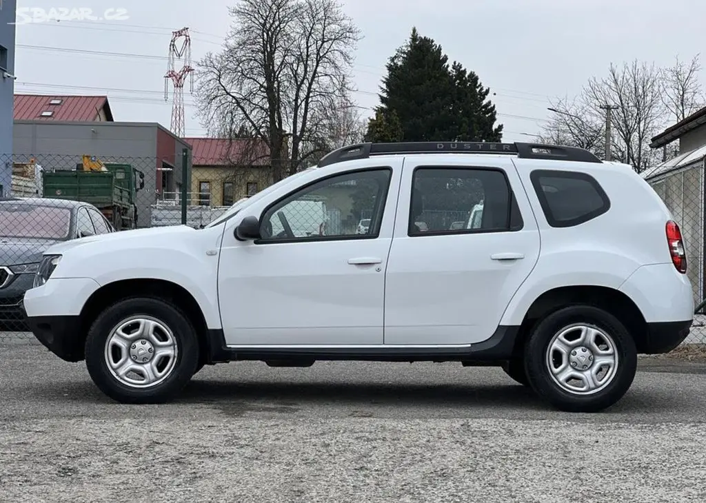Dacia Duster 1.5DCi 4x4 ČR 1.MAJ. odp. DPH - fotka 4