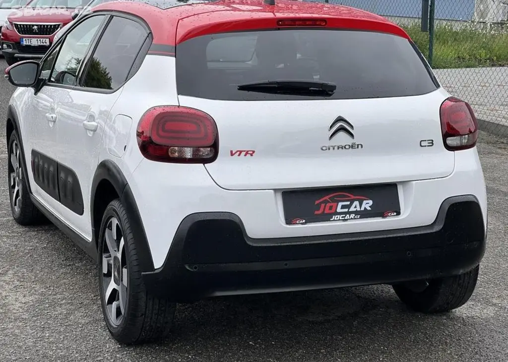 Citroën C3 1.2i VTR KLIMA PANORAMA ALU manuální - fotka 5