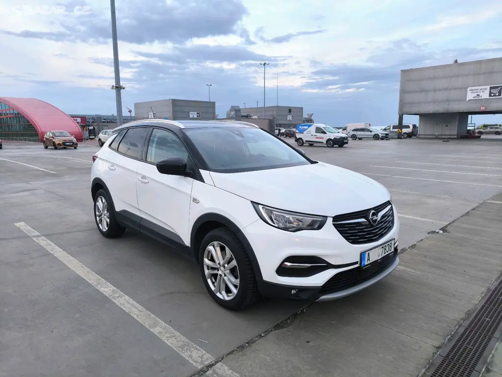 Opel Grandland, 2021, automat, Dph - fotka 3