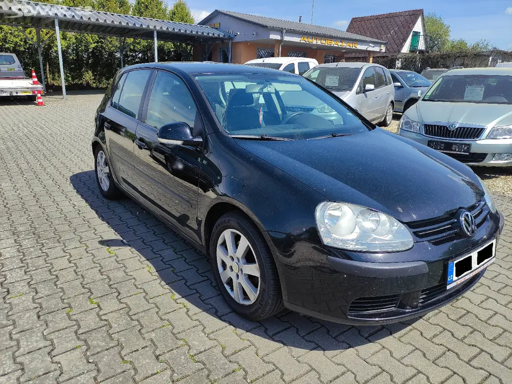 VOLKSWAGEN GOLF V 1.4i 16V 55KW ALU,KLIMA,8xAIRBAG - fotka 3