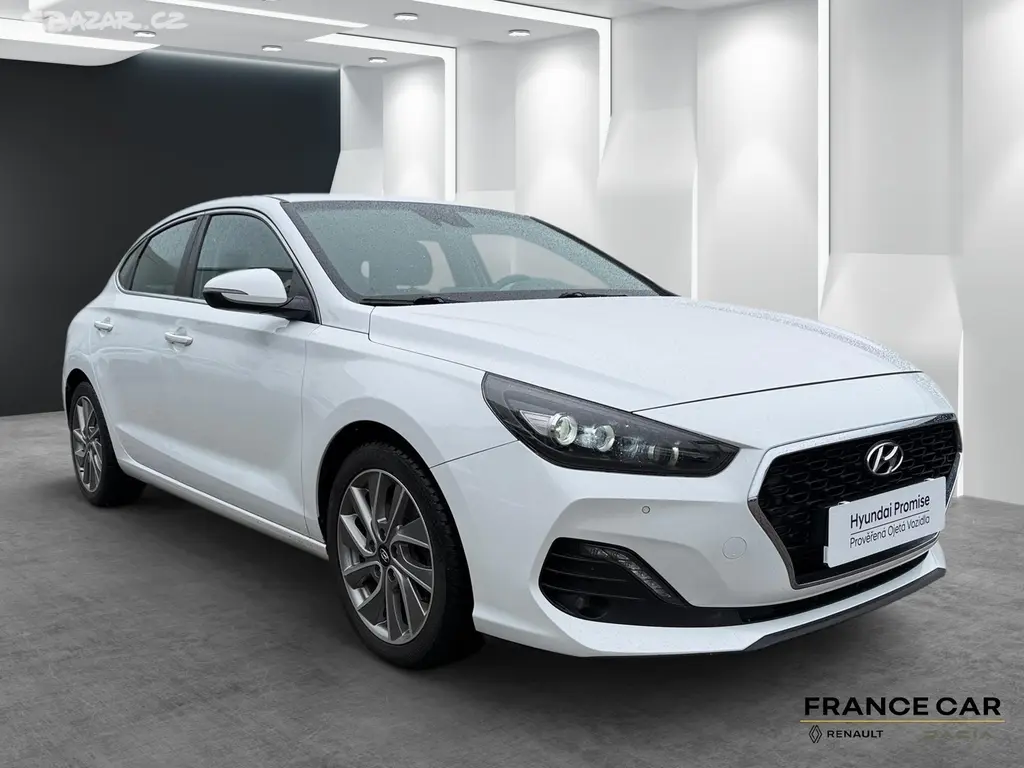 Hyundai i30, 1,4 T-GDi 103 kW DCT STYLE - fotka 3