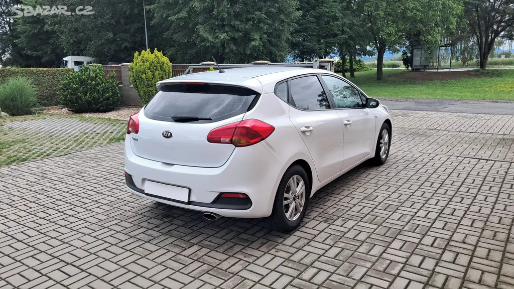 Kia Cee´d, 1.4i / 73KW ČR - fotka 6